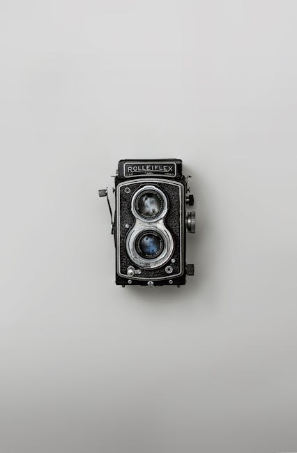 Vintage camera representing focus and vision